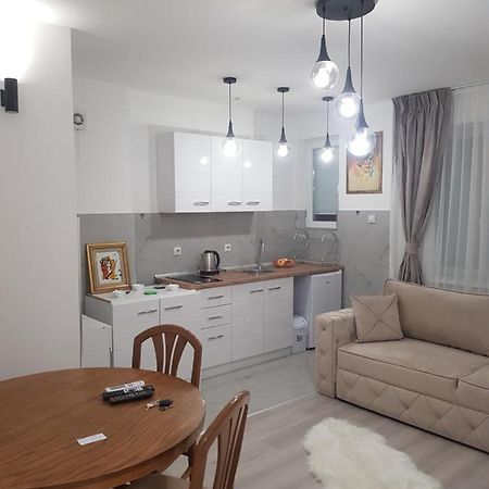 City Diamond Apartment Скопие Екстериор снимка
