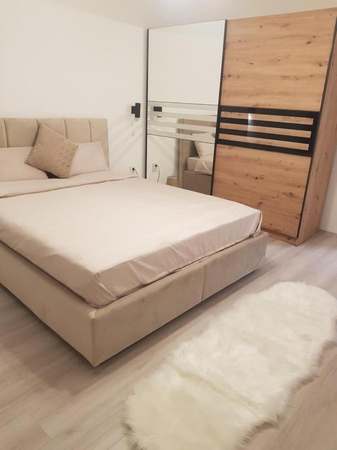 City Diamond Apartment Скопие Екстериор снимка